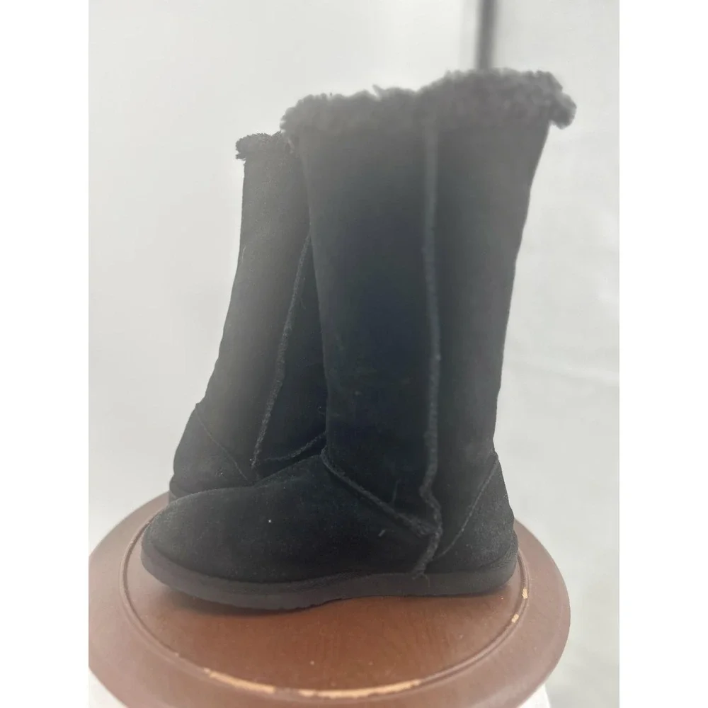 Winter Boots Size 7 Black Faux Fur Lined Suede Toggle Mid Calf Snow Warm